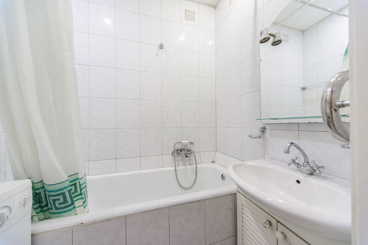 Apartment Near Olympic Stadium Kyiv Exterior foto